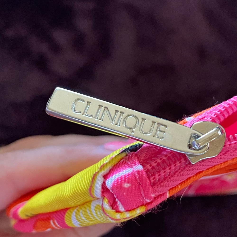 Clinique citrus makeup bag - Picture 5 of 9